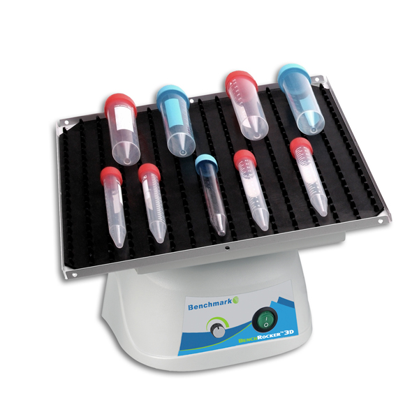 Agitador BenchRocker 3D con velocidad variable; Incluye plataforma de 12 x 12 pulgadas con 2 colchonetas. Velocidad e inclinación ajustables para una amplia gama de aplicaciones. Tecnología Insta-TILT